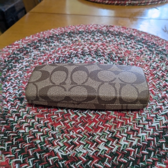 Coach Glasses Case Hard Shell - Picture 1 of 2